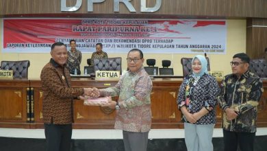 Penyerahan Catatan dan Rekomendasi DPRD terhadap LKPJ kepada Wali Kota Tidore Kepulauan